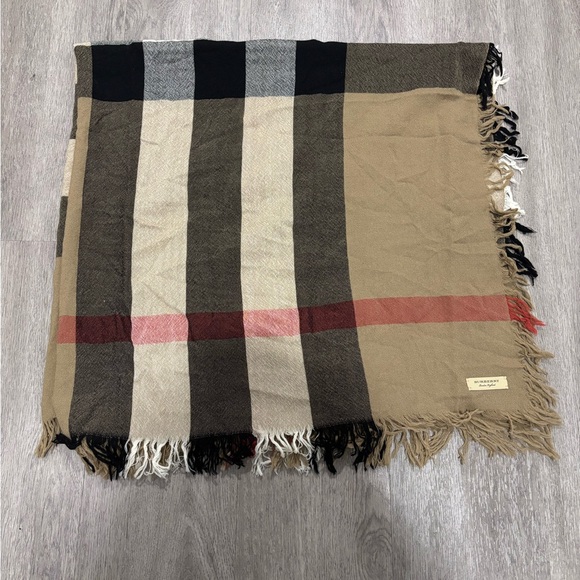 Burberry Classic Check Wool Scarf - Picture 1 of 7